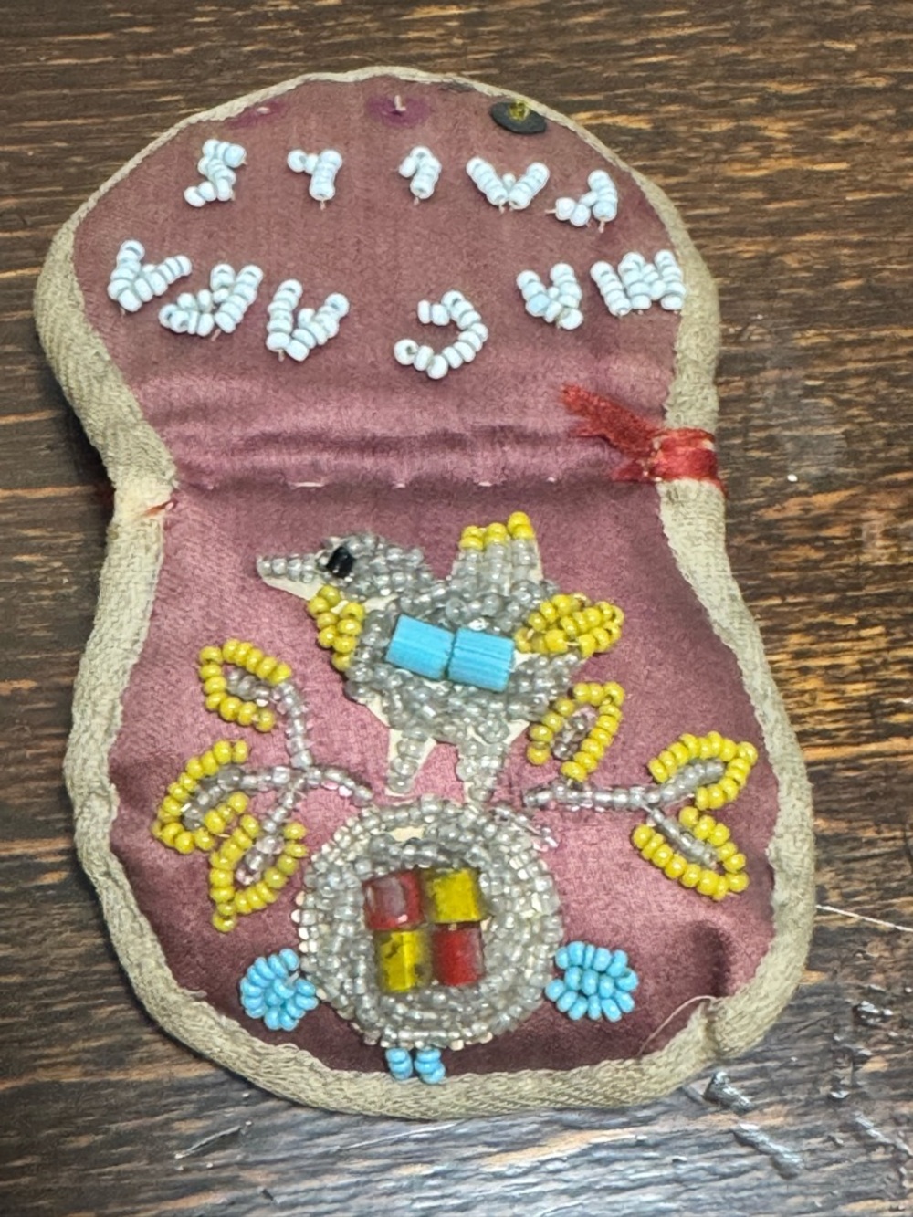 Antique Beaded Bird Native American Niagara Falls Souvenir PIN Cushion - Picture 7 of 8